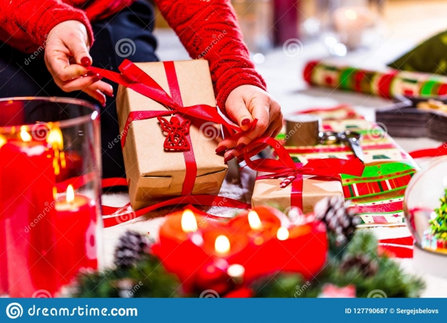 Top 5 Best Presents For New Mums To Pamper Themselves